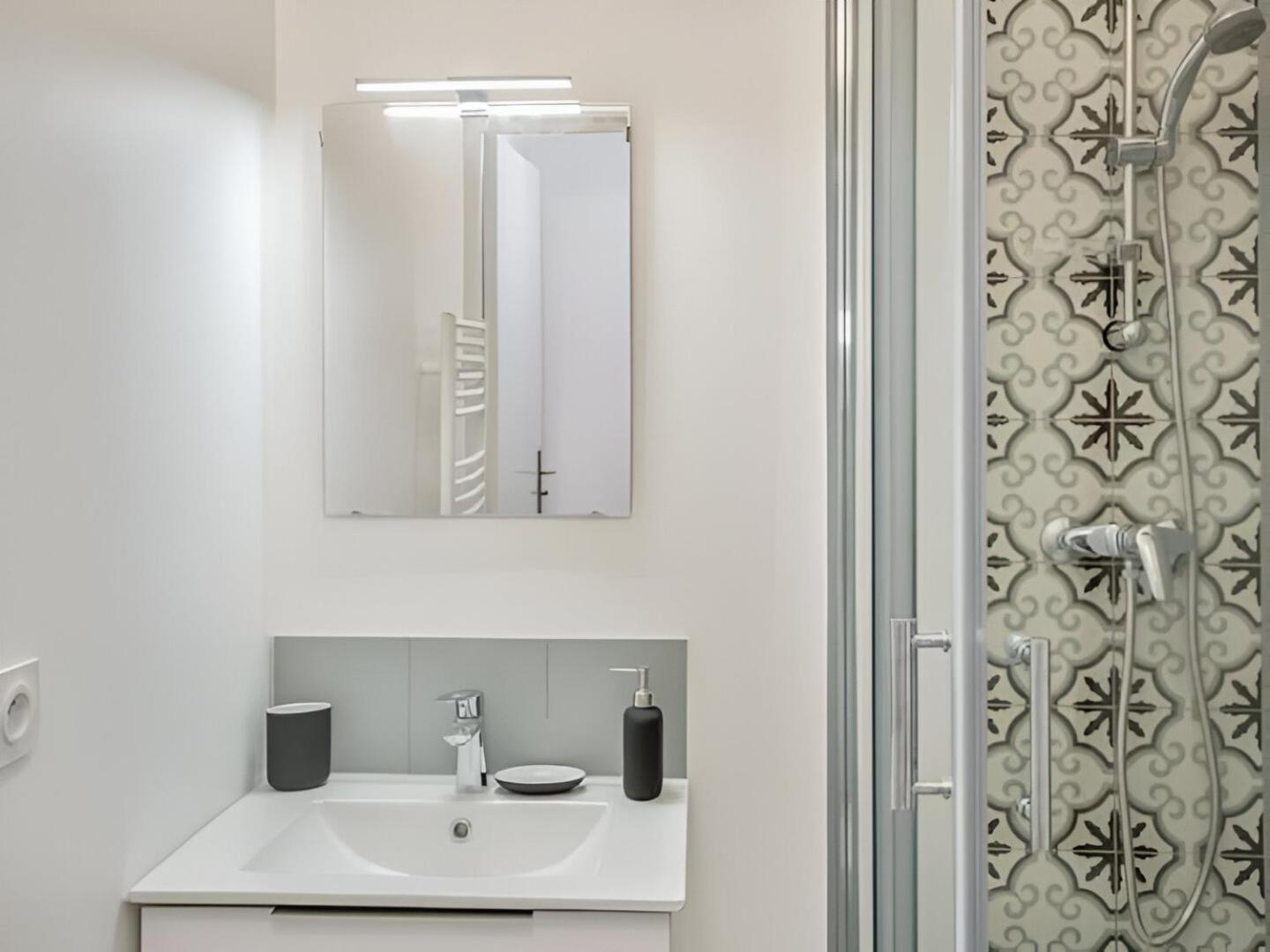 Appartement Le Refuge Urbain - Port A 2 Pas & Animaux Acceptes à Toulon Extérieur photo