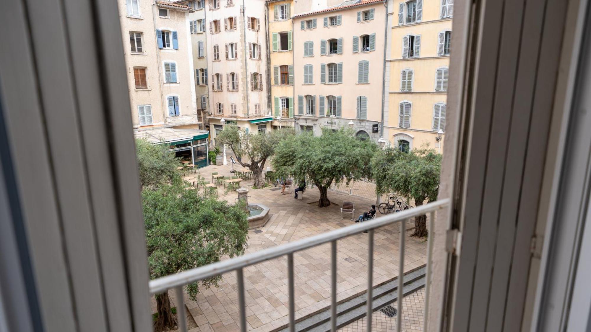 Appartement Le Refuge Urbain - Port A 2 Pas & Animaux Acceptes à Toulon Extérieur photo